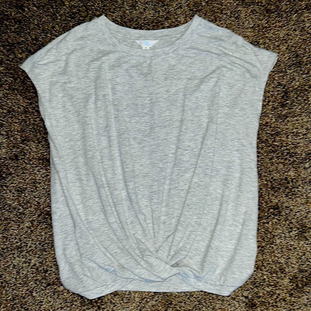 Time and Tru short sleeve top. Front gathering at waistline